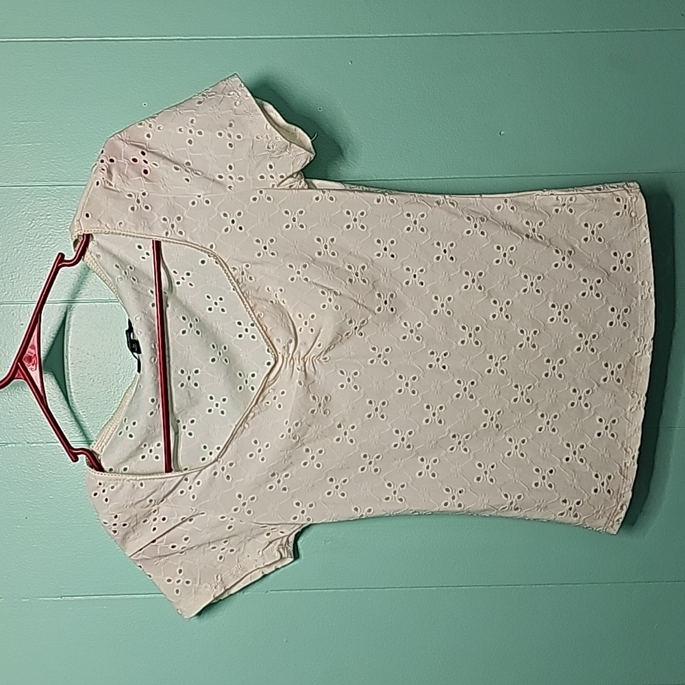 White crop top